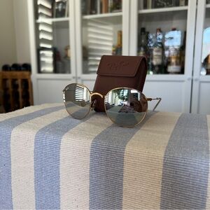 Ray-Ban Foldable Gold Round Mirrored Sunglasses with leather case and cloth